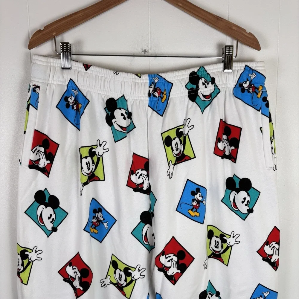 Disney Mickey Co Mickey Mouse‎ Sweat Pants Adult XL Jogger White Multicolored